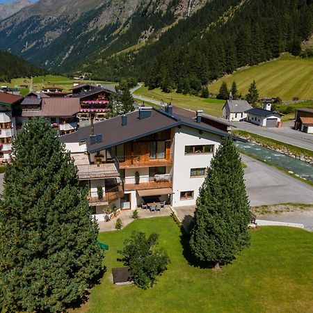 Gletscher-Landhaus Brunnenkogel ซังคท์เลออนฮาร์ด อิม พิทซ์ทัล ภายนอก รูปภาพ